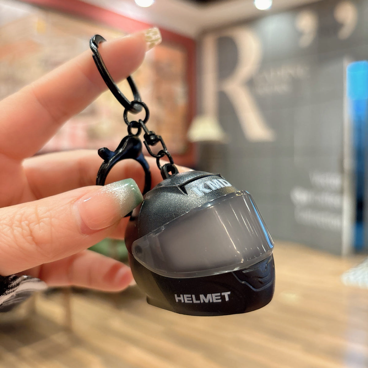 Mini Motorcycle Helmet Keychain – Biker Gift & Everyday Accessory